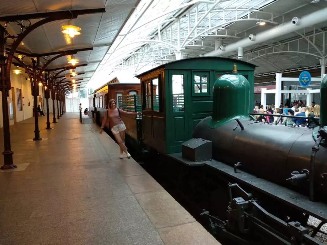 Locomotiva no Museu Ferroviário Foto: Sem Roteiro