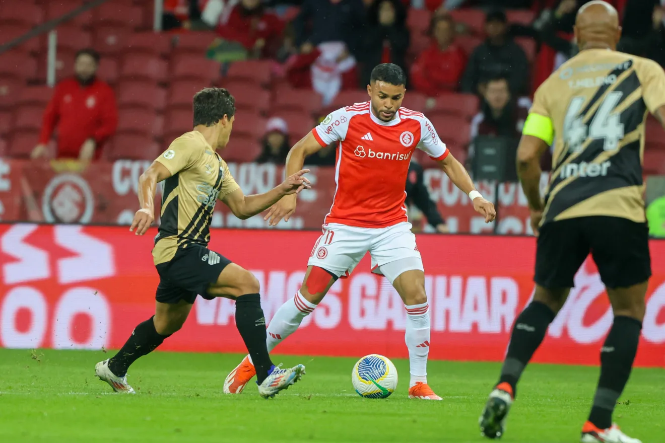 Wanderson marcou o gol que trouxe o empate ao Inter - Foto: Ricardo Duarte / Internacional