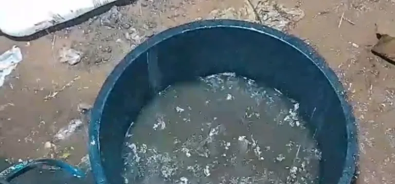 Chuva preta é registrada em Ametista do Sul, no Noroeste do RS.