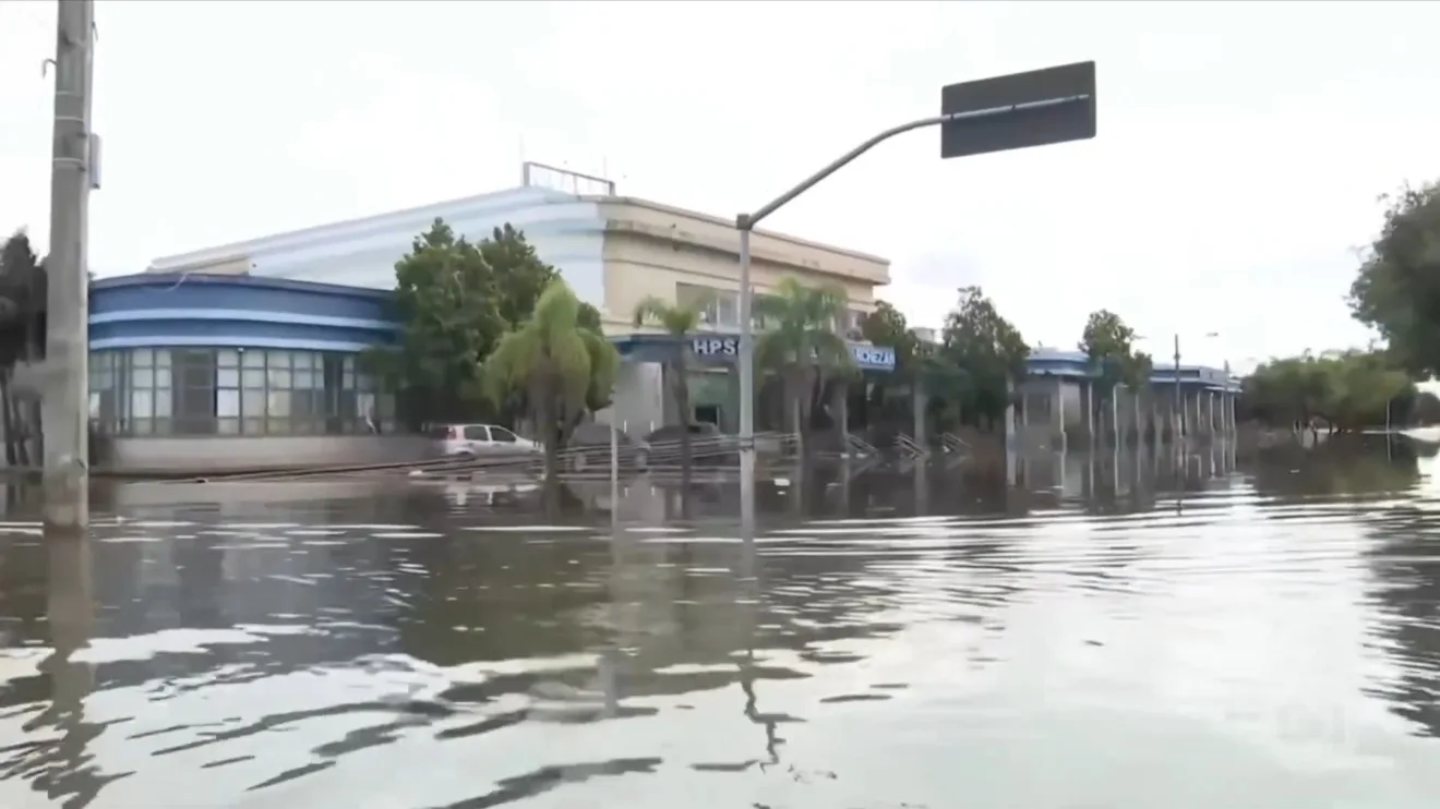 Hospital de Pronto Socorro de Canoas ficou submerso na enchente de 2024.