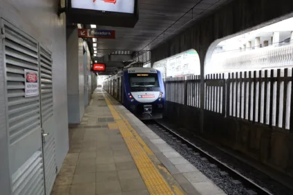 Composição da Trensurb na Estação Canoas.