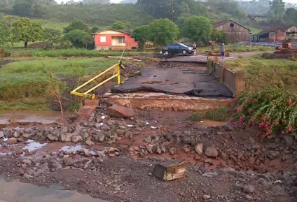 Estragos causados por uma chuva no município de Maratá