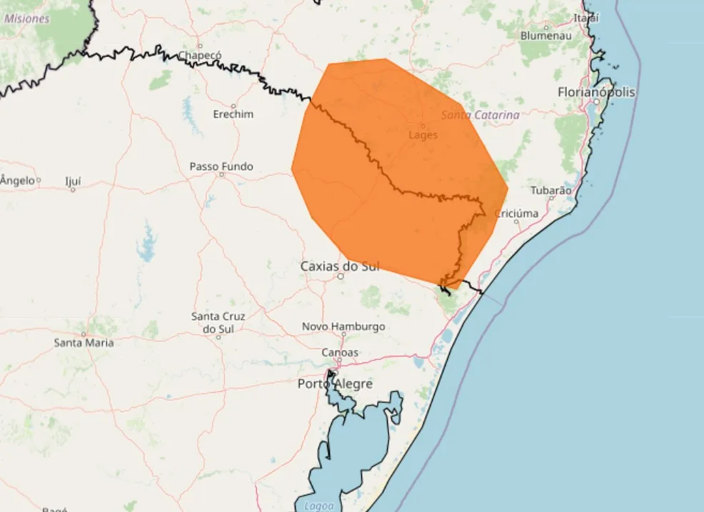 Alerta laranja de tempestade emitido pelo Inmet