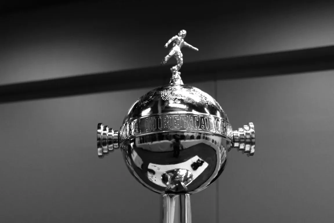 Taça Copa Libertadores. Crédito: CONMEBOL / Divulgação