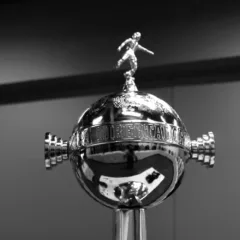 Taça Copa Libertadores. Crédito: CONMEBOL / Divulgação