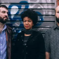 Metá Metá: Kiko Dinucci (guitarra), Juçara Marçal (voz) e Thiago França (saxofone) -Foto: Fernando Eduardo