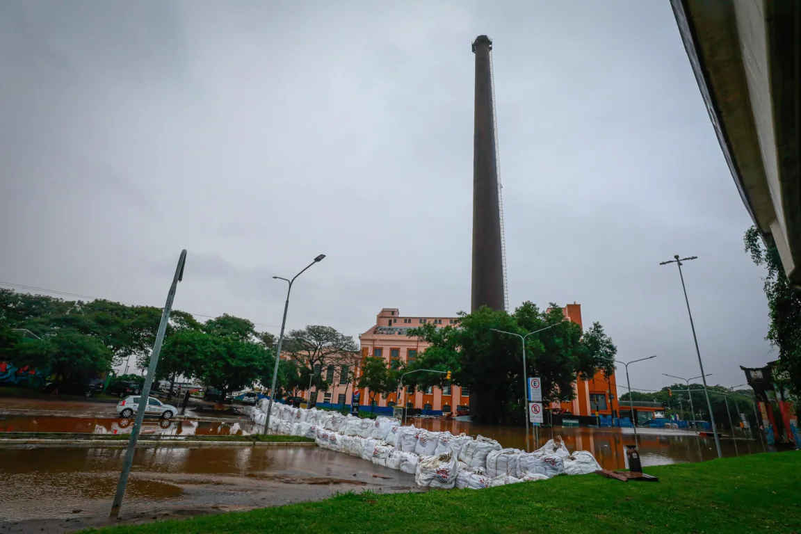Porto Alegre, RS, Brasil 10/5/2024.Crédito: Alex Rocha/PMPA