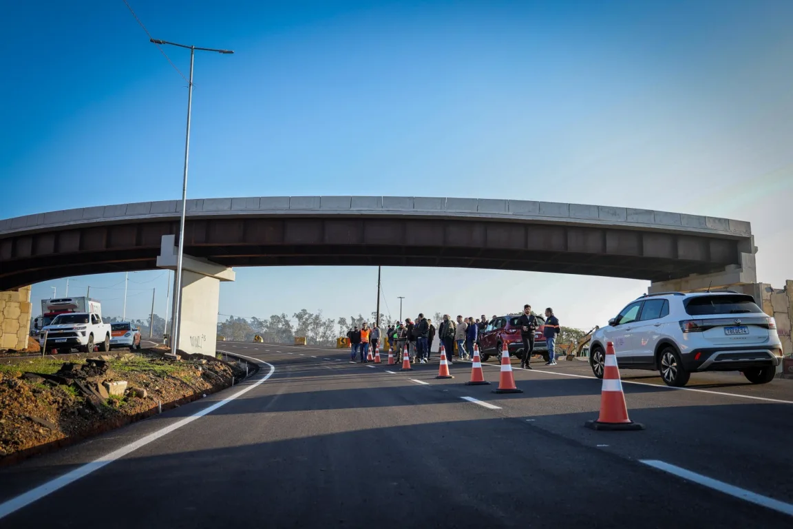 Liberação de trecho da rodovia irá qualificar o tráfego de veículos para os condutores. Crédito: Fabrício Santos/Selt Liberação de trecho da rodovia irá qualificar o tráfego de veículos para os condutores. Crédito: Fabrício Santos/Selt