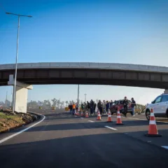 Liberação de trecho da rodovia irá qualificar o tráfego de veículos para os condutores. Crédito: Fabrício Santos/Selt