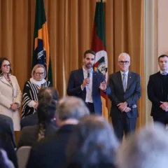 Governador anuncia acordo com o Ministério Público para ampliação dos investimentos em Saúde. Crédito: Vitor Rosa / Secom