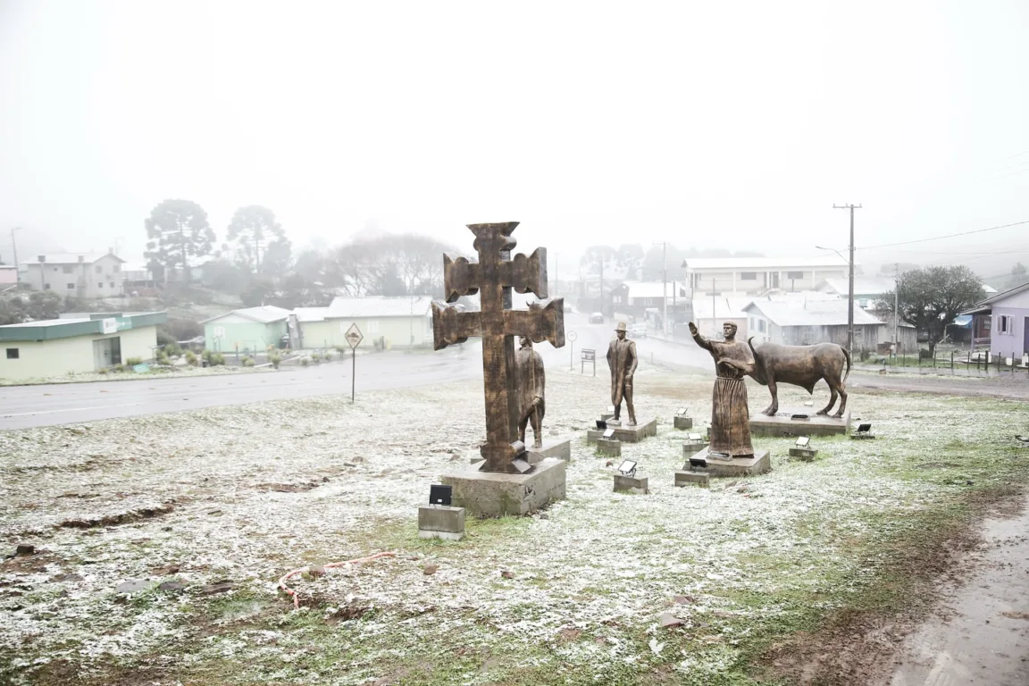São José dos Ausentes registra segunda neve de 2025. Crédito: Prefeitura de São José dos Ausentes São José dos Ausentes registra segunda neve de 2025. Crédito: Prefeitura de São José dos Ausentes