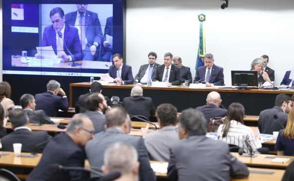 30/09/2025 - Comissão Mista de Planos, Orçamentos Públicos e Fiscalização. Crédito:
Vinicius Loures / Câmara dos Deputados