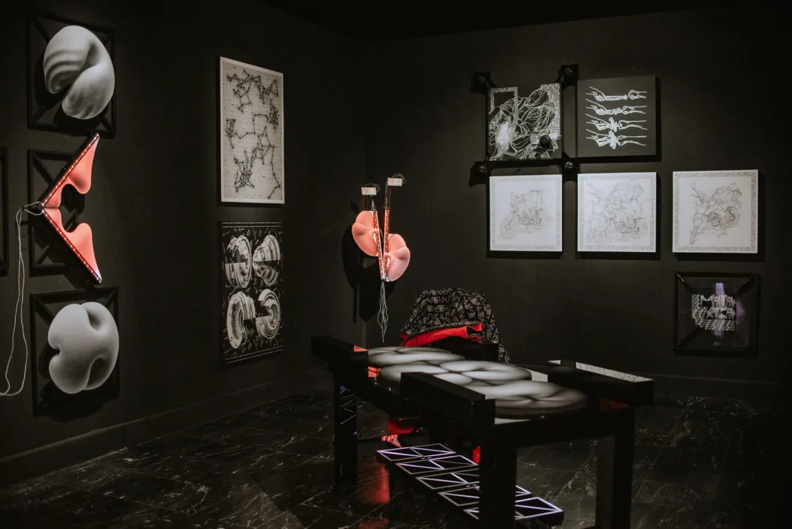 “Elias Maroso – Vida que Sobra” é uma entre as três exposições no 1º andar expositivo do MARGS - Foto: Anderson Astor Divulgação / MARGS “Elias Maroso – Vida que Sobra” é uma entre as três exposições no 1º andar expositivo do MARGS - Foto: Anderson Astor Divulgação / MARGS