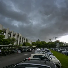 Temporal chega &agrave; C&acirc;mara Municipal. Cr&eacute;dito: Fernando Antunes/CMPA
